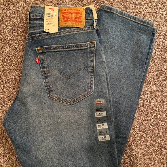 Levi’s Jeans - Picture 2 of 3